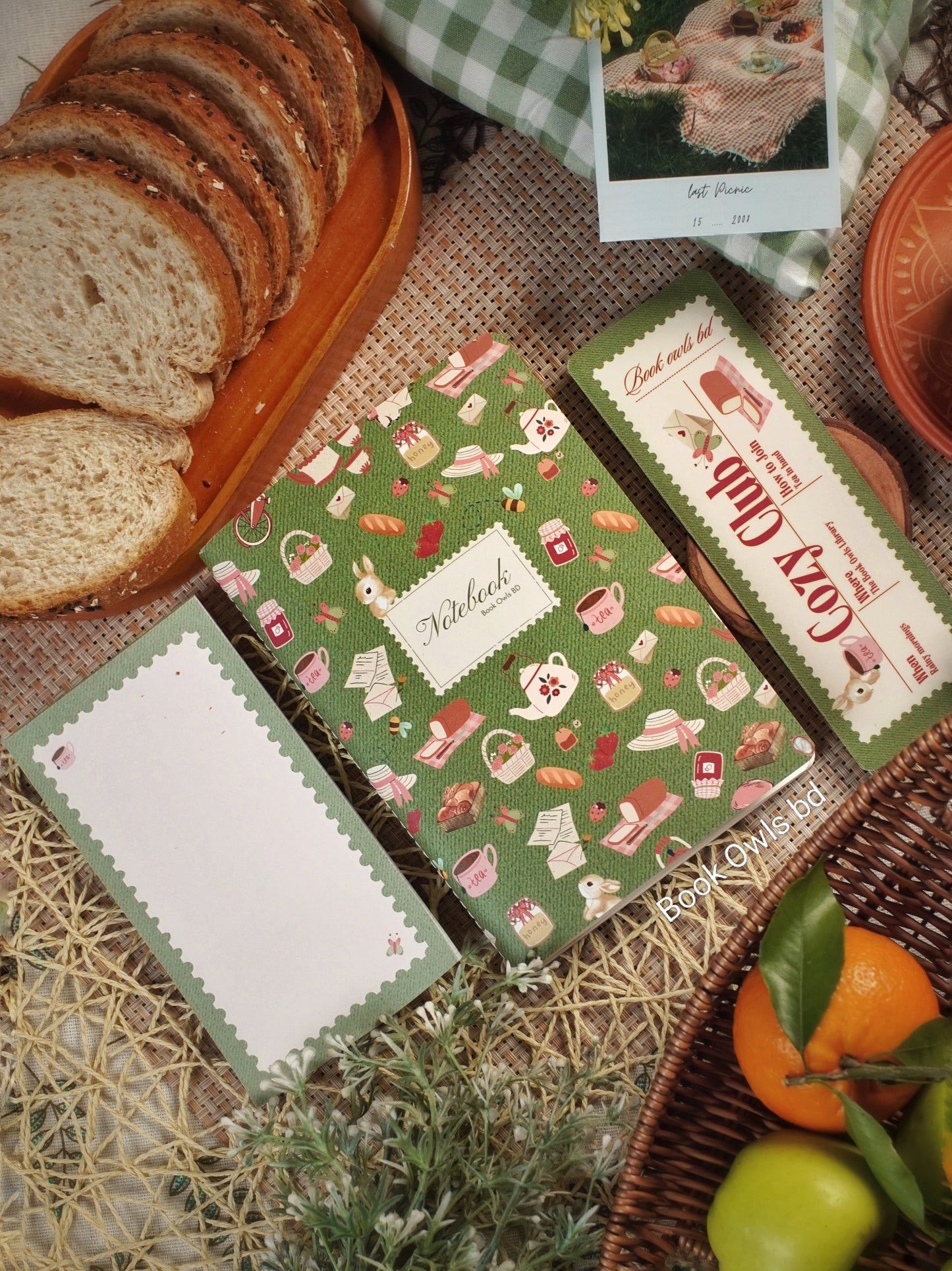 SNNP02 - Cozy Picnic - Notepad