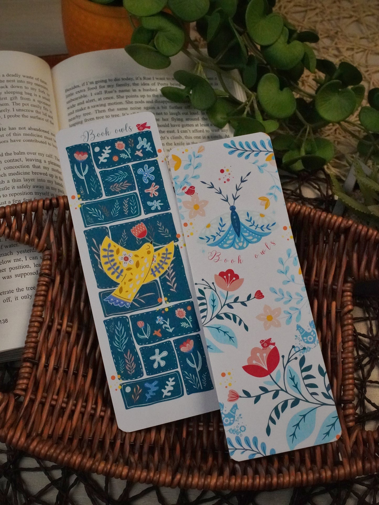 SNB06- Folk Themed Bookmark