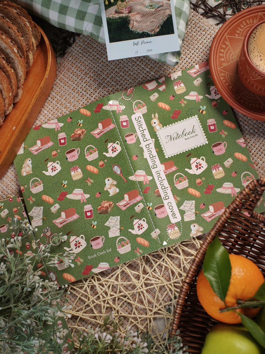 SNSN02 - Cozy Picnic - Stitched notebook